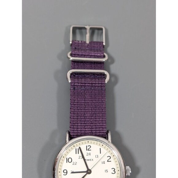 Timex Weekender Indigo Watch 38mm Face Purple Fabric Strap Casual Style - Picture 2 of 9